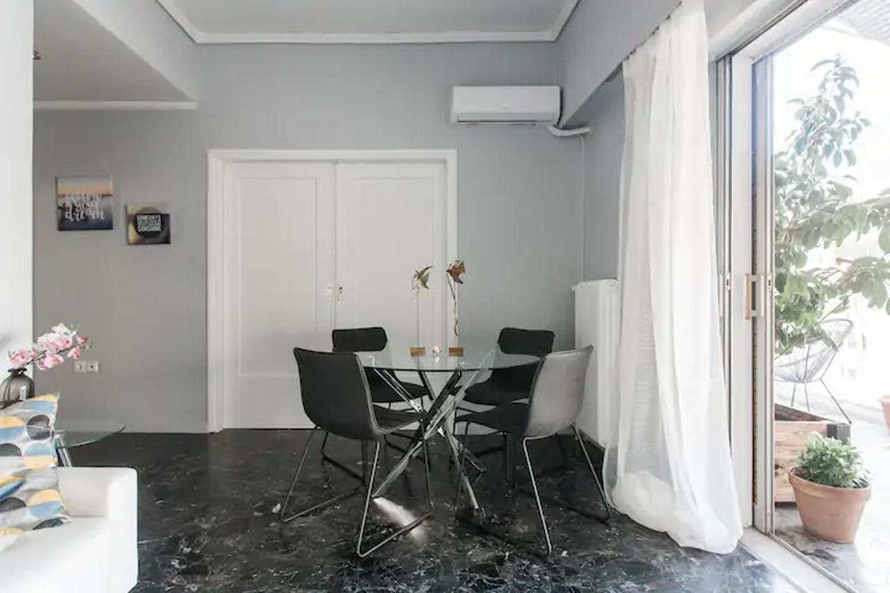 Appartamento A Masterpiece In Plaka With Big Balcony And Acropolis View Atene Esterno foto