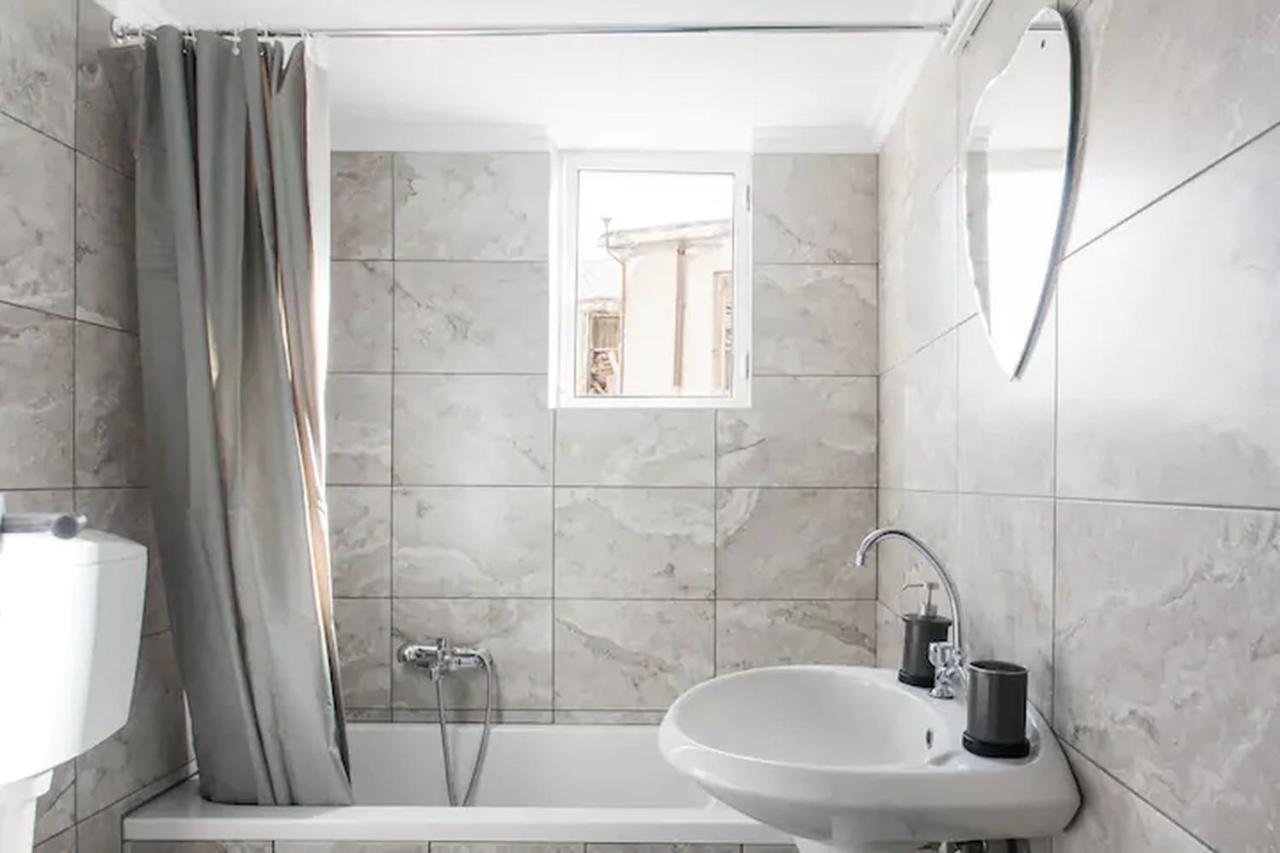 Appartamento A Masterpiece In Plaka With Big Balcony And Acropolis View Atene Esterno foto